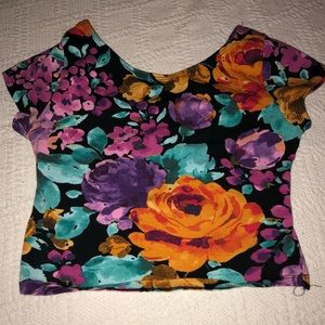 Floral Crop Top size small